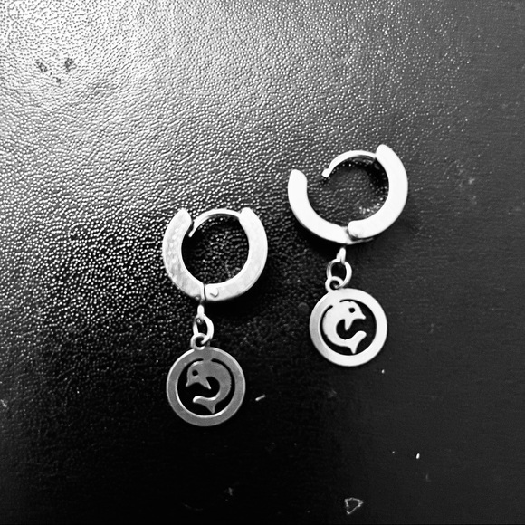 Hypoallergenic Stainless Steel Dolphin Huggy Hoop Earrings NEW - Picture 4 of 5